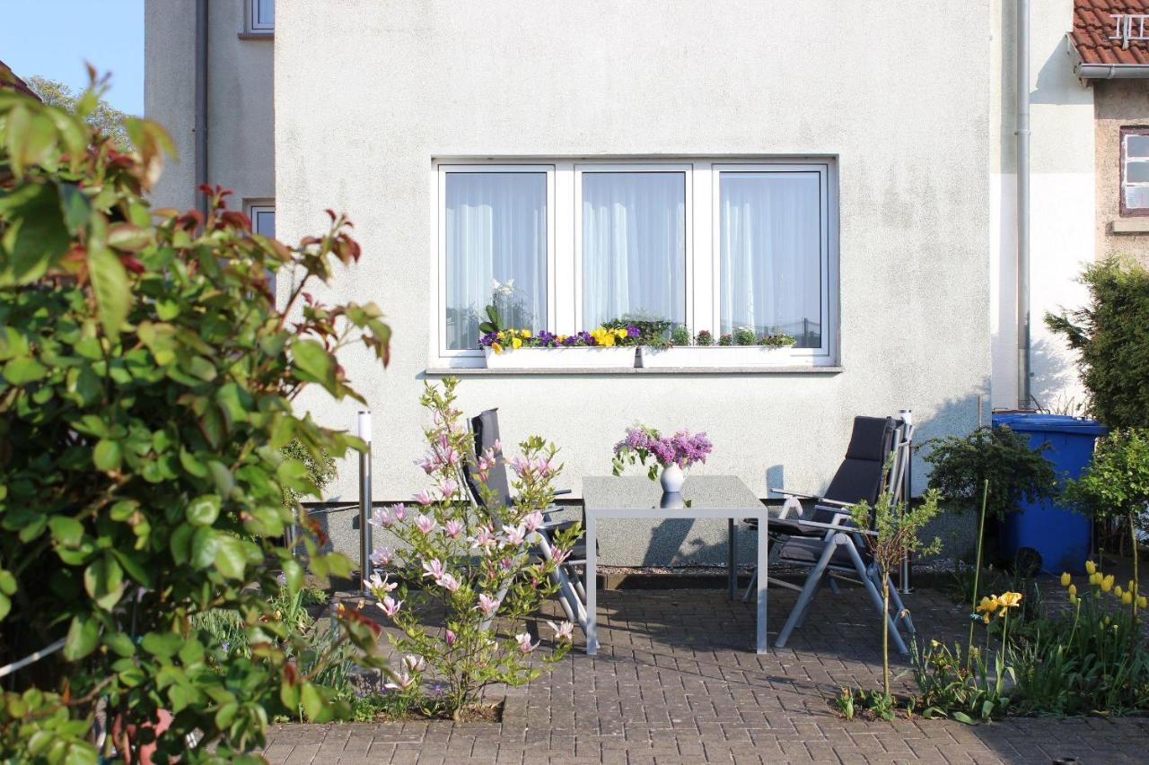 Ferienwohnung-Amsel-Kinderfreundliche-Unterkunft-In-Zentraler-Lage Bergen Auf Rugen Exterior foto